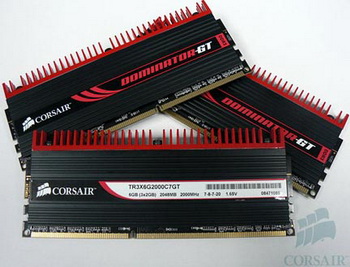 Corsair dominator-gt triple channel